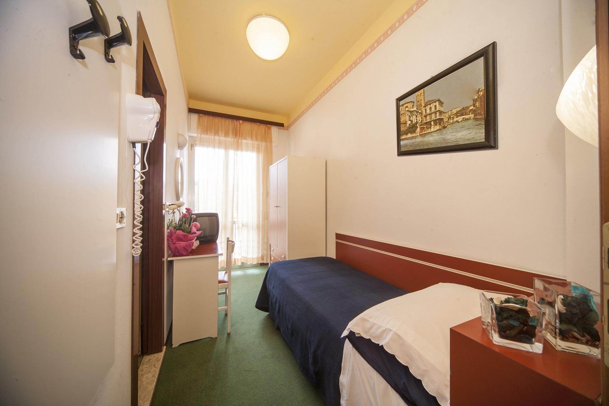 Hotel Venus بيلاريا-إيجيا مارينا المظهر الخارجي الصورة