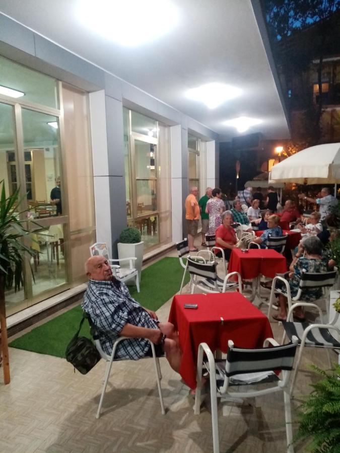 Hotel Venus بيلاريا-إيجيا مارينا المظهر الخارجي الصورة